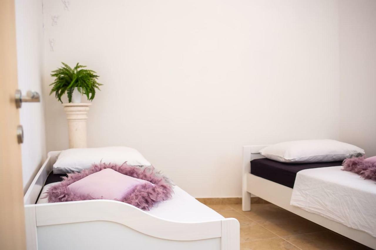 Ln New Apartment سبليت المظهر الخارجي الصورة