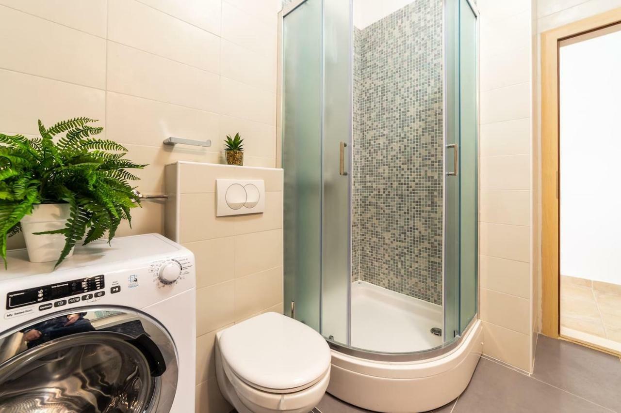 Ln New Apartment سبليت المظهر الخارجي الصورة