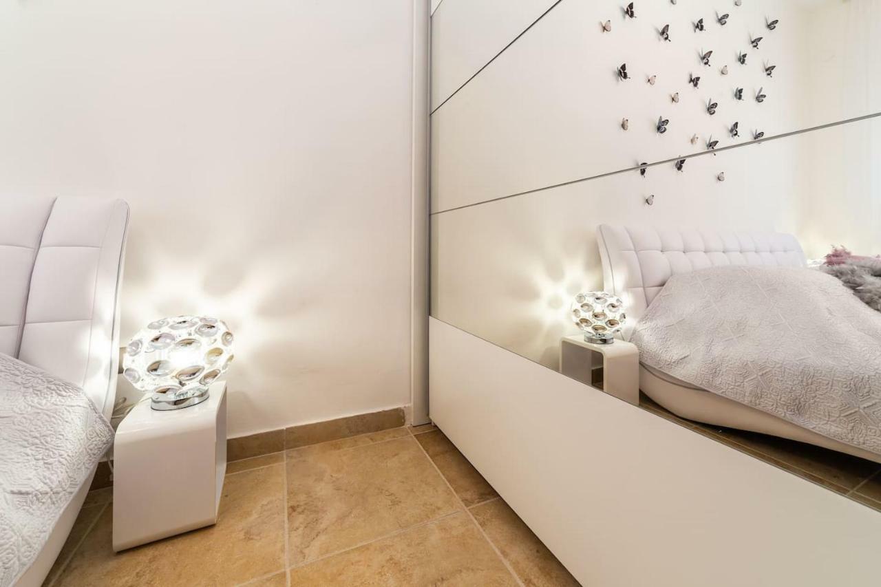 Ln New Apartment سبليت المظهر الخارجي الصورة